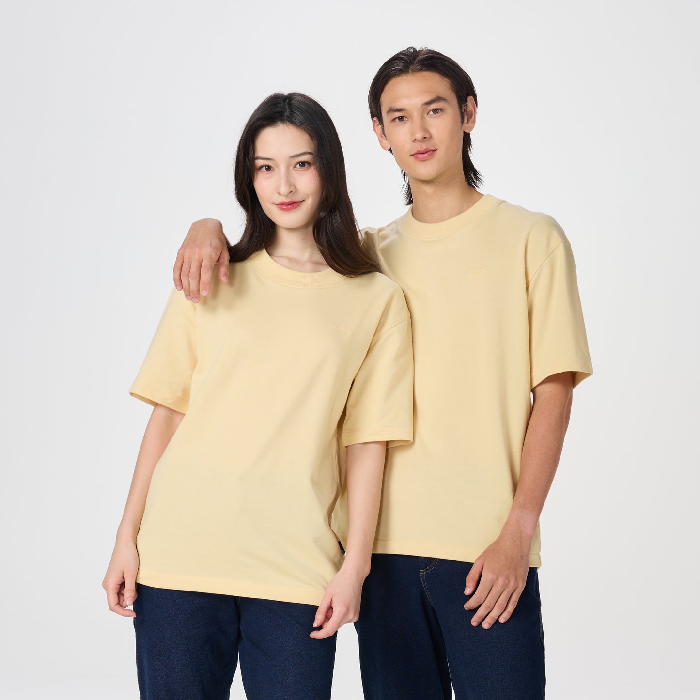 Feather Comfort Oversized__Banana