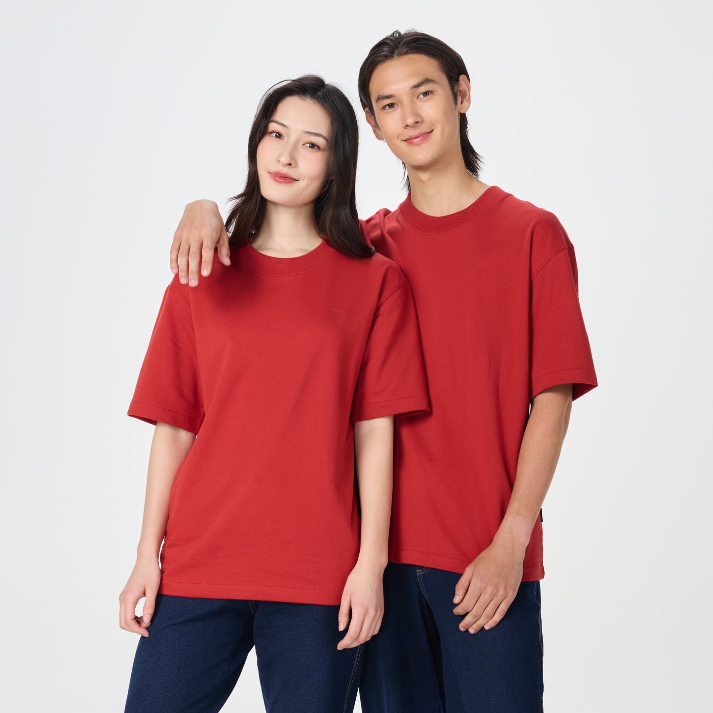 Feather Comfort Oversized__RubyRed
