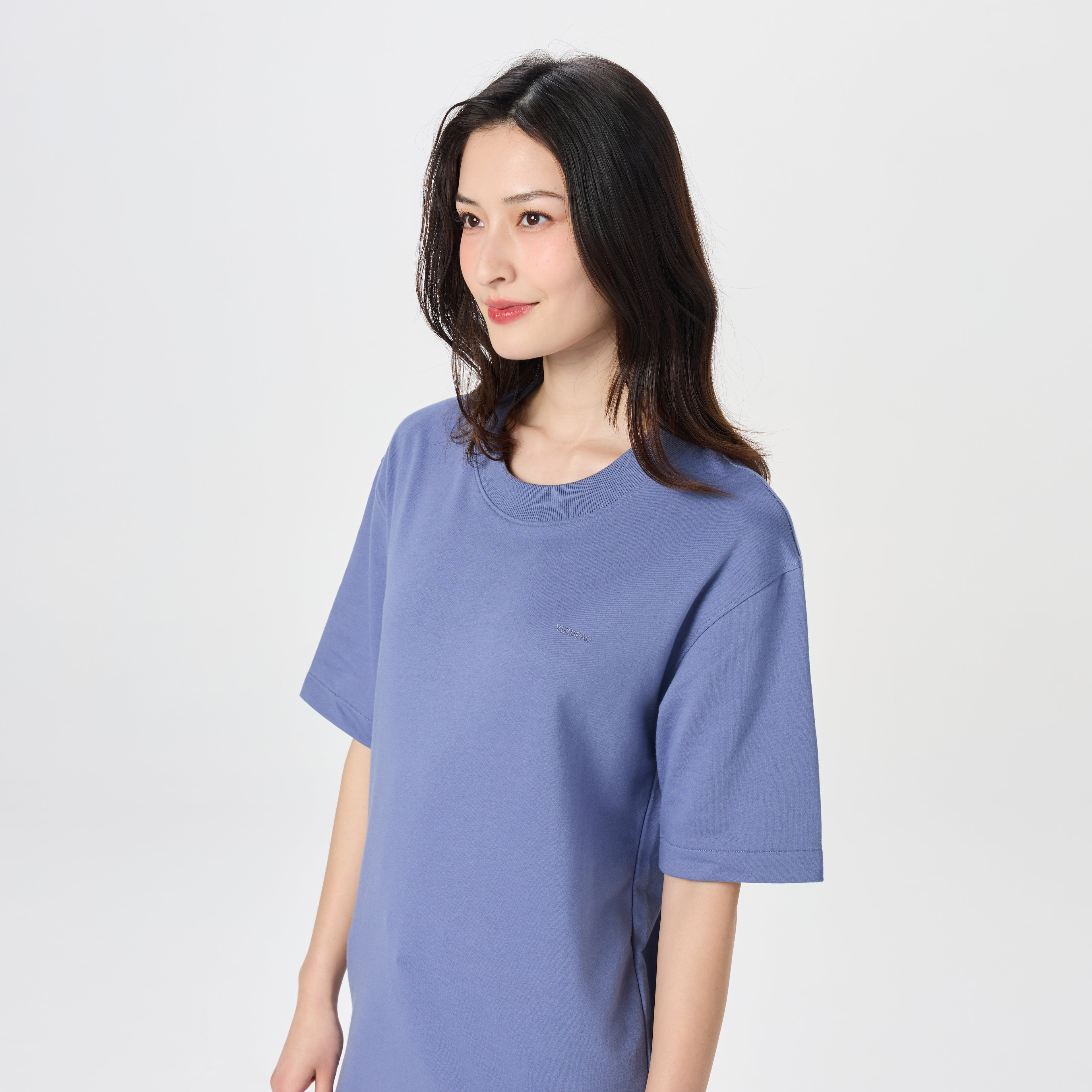 Feather Comfort Oversized__Thunder