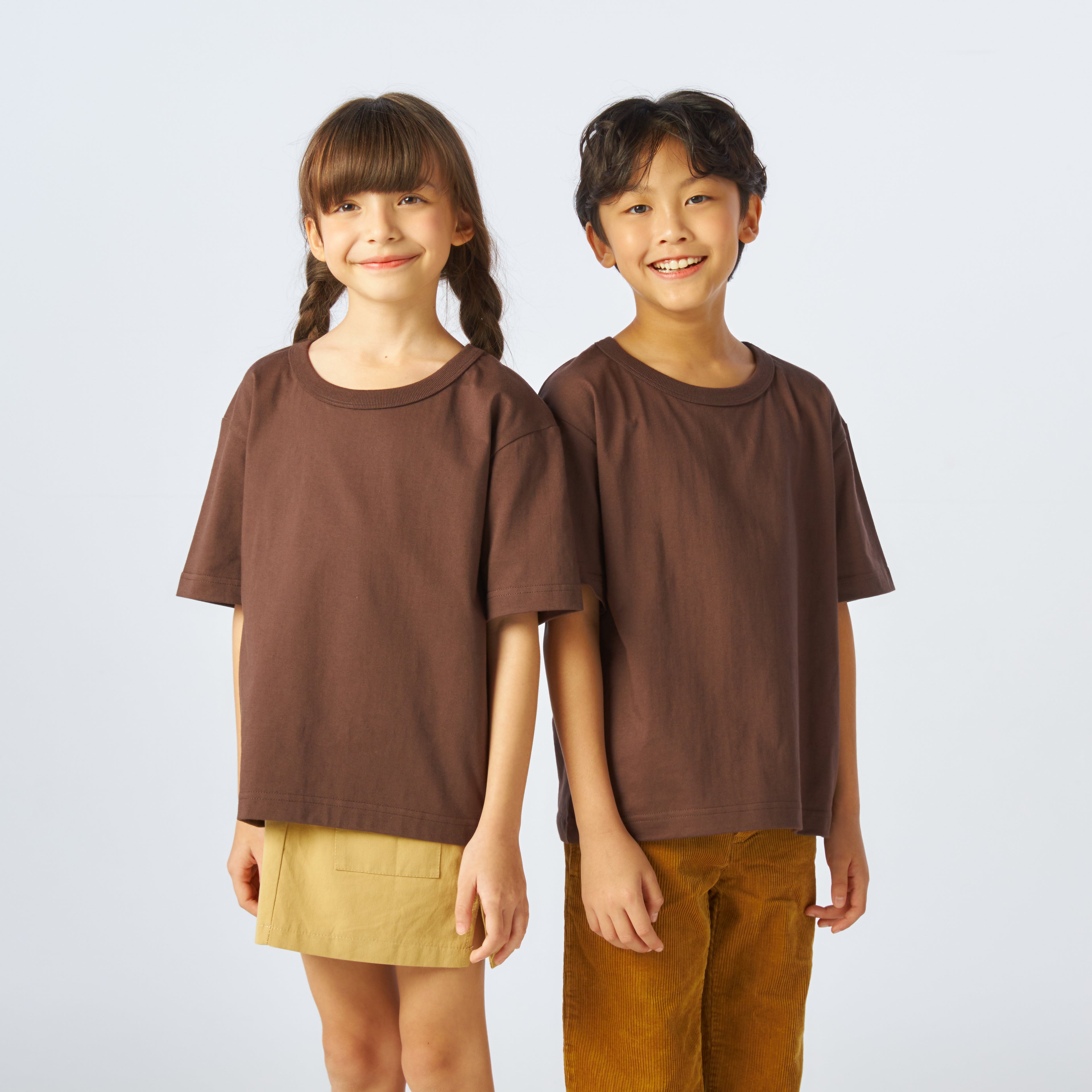 เสื้อยืดโอเวอร์ไซส์ Timeless สำหรับเด็ก_สี Dark Chocolate