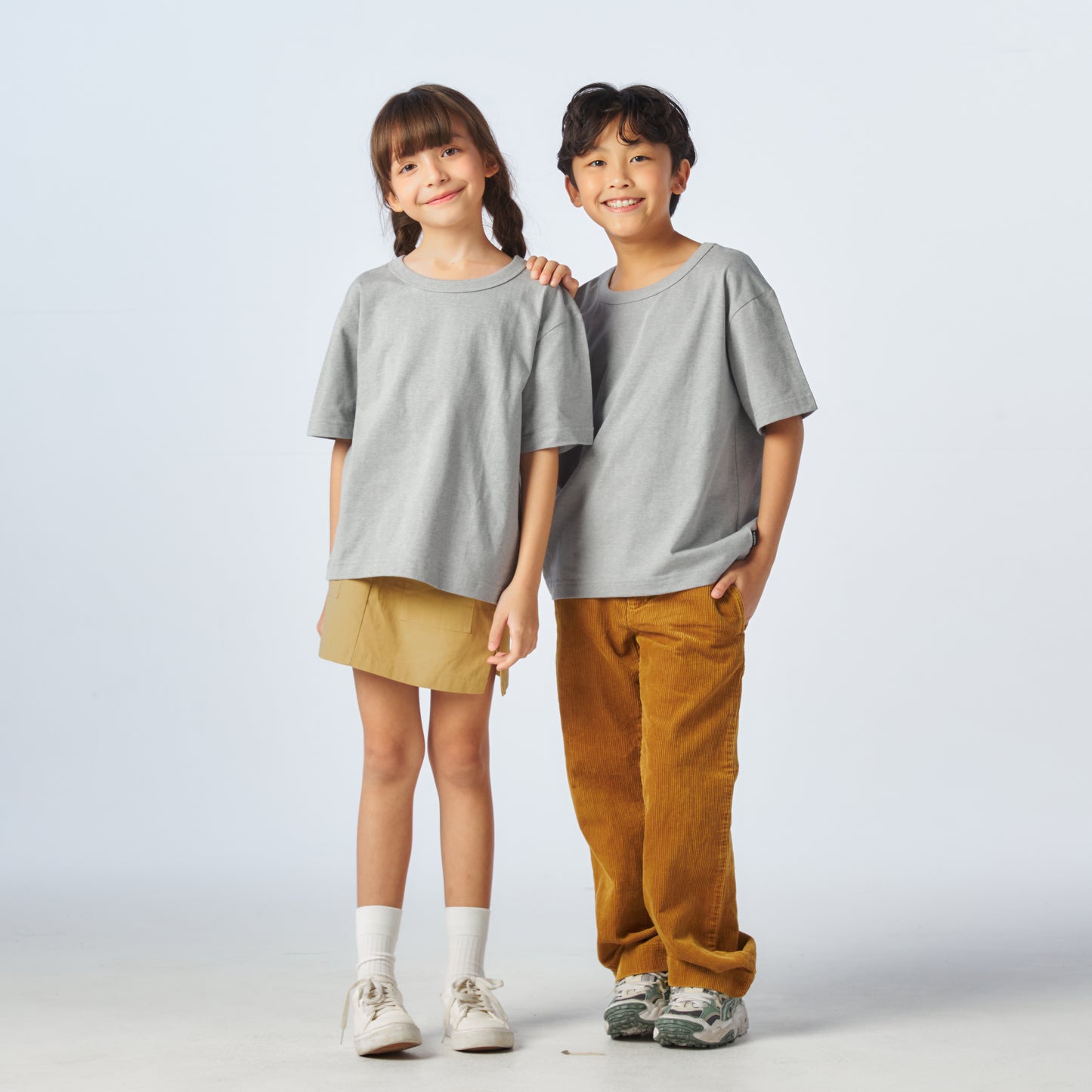 เสื้อยืดโอเวอร์ไซส์ Timeless สำหรับเด็ก_สี Medium Gray