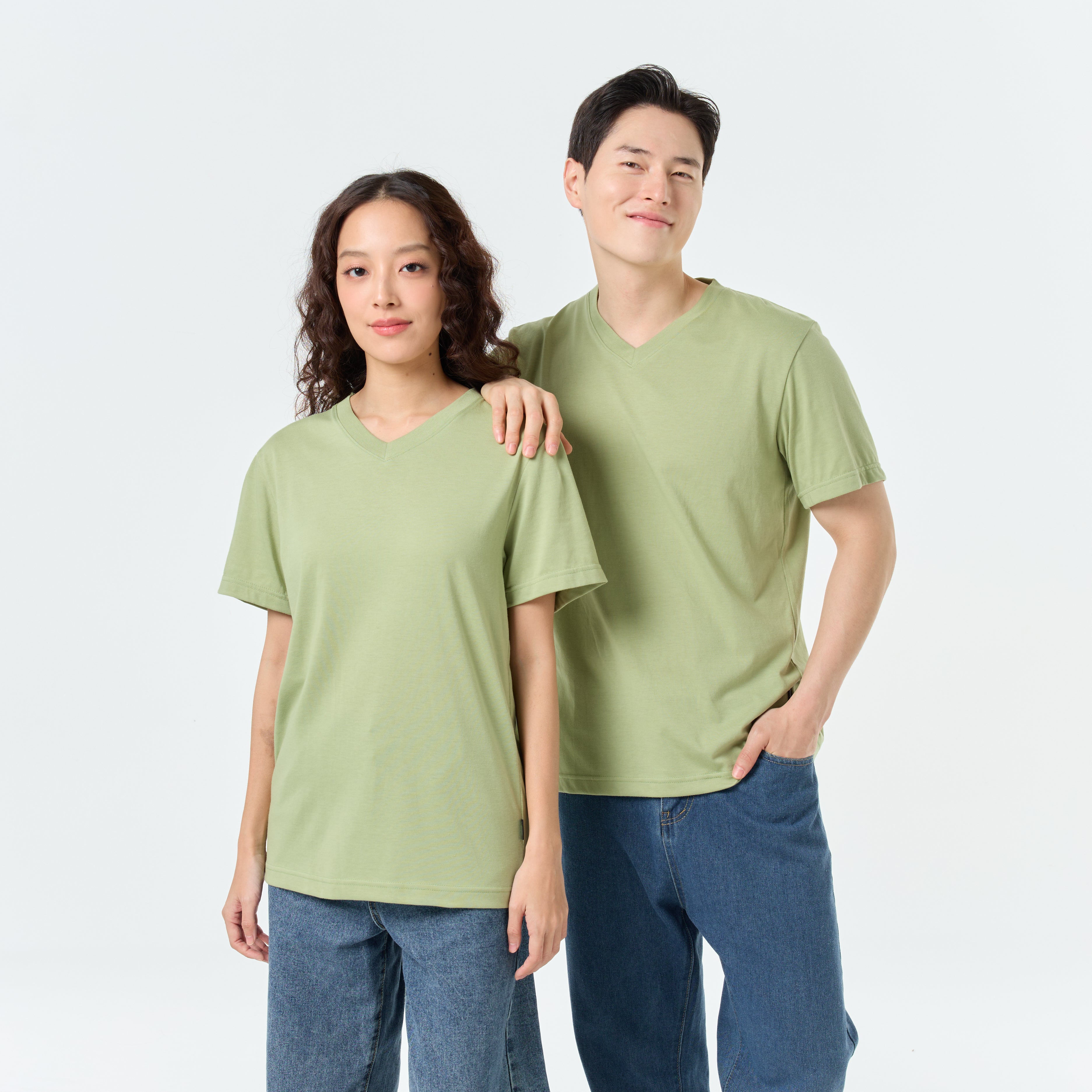Ultrasoft Unisex V Neck_Matcha