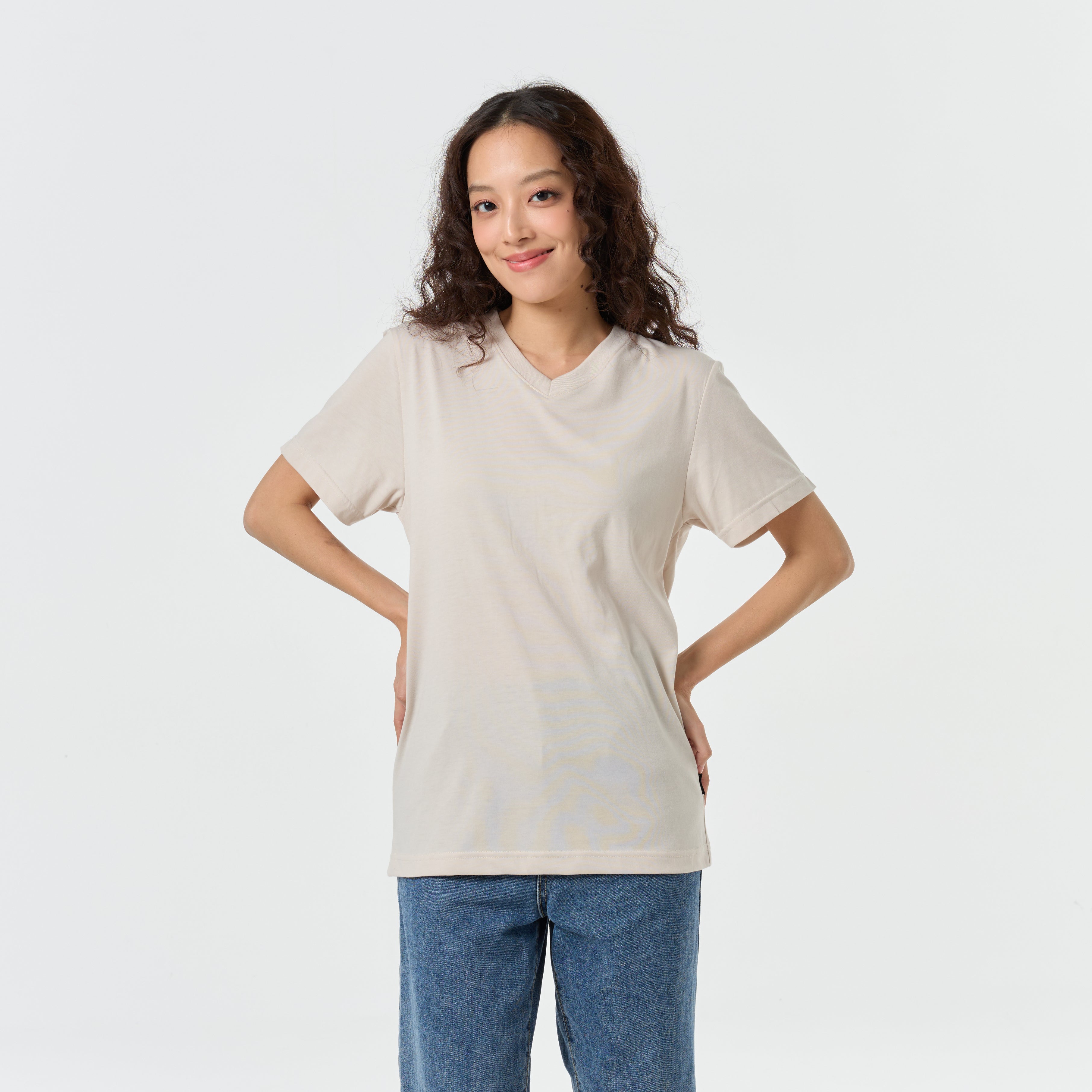 Ultrasoft Unisex V Neck_Creamy