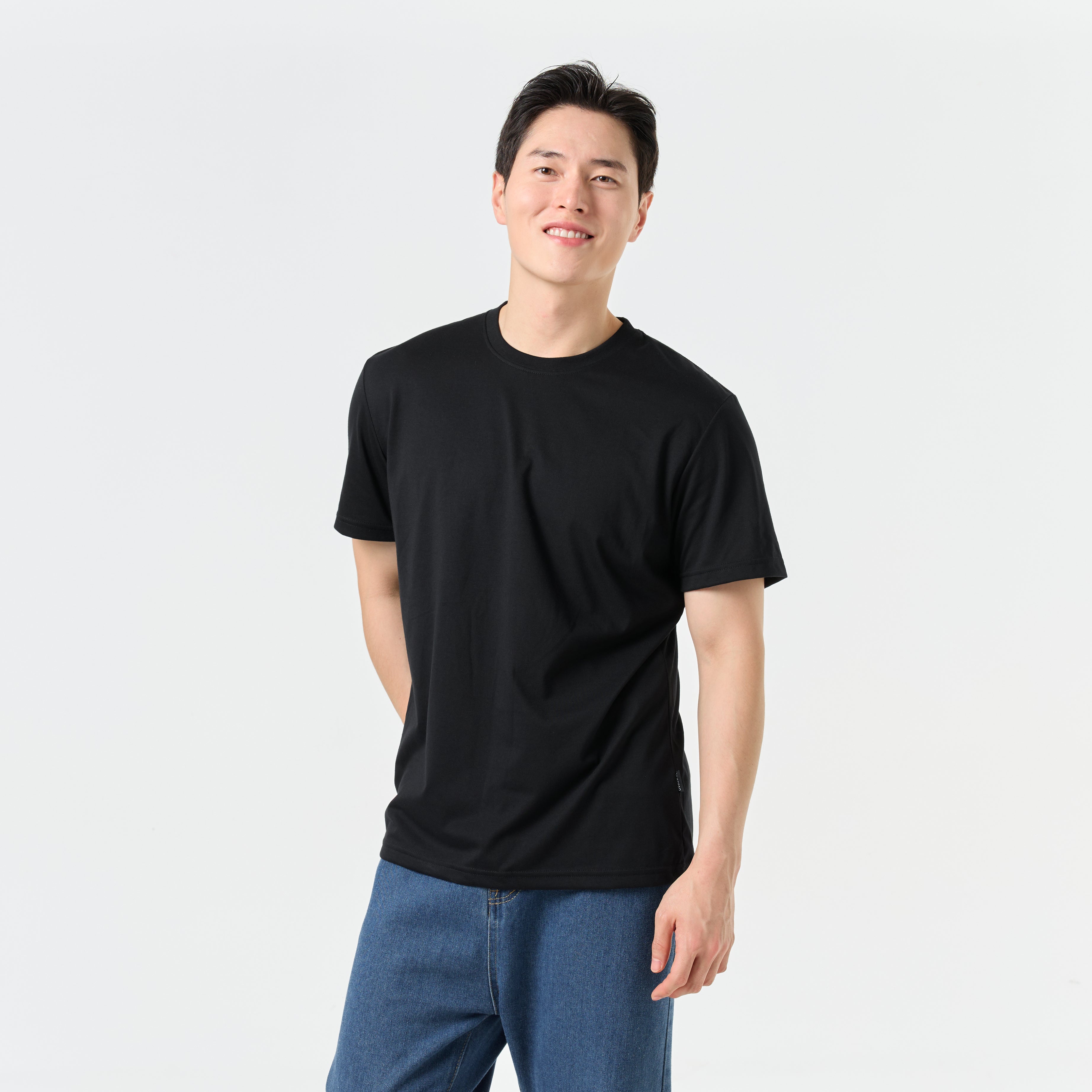 Ultrasoft Unisex Round Neck_Black