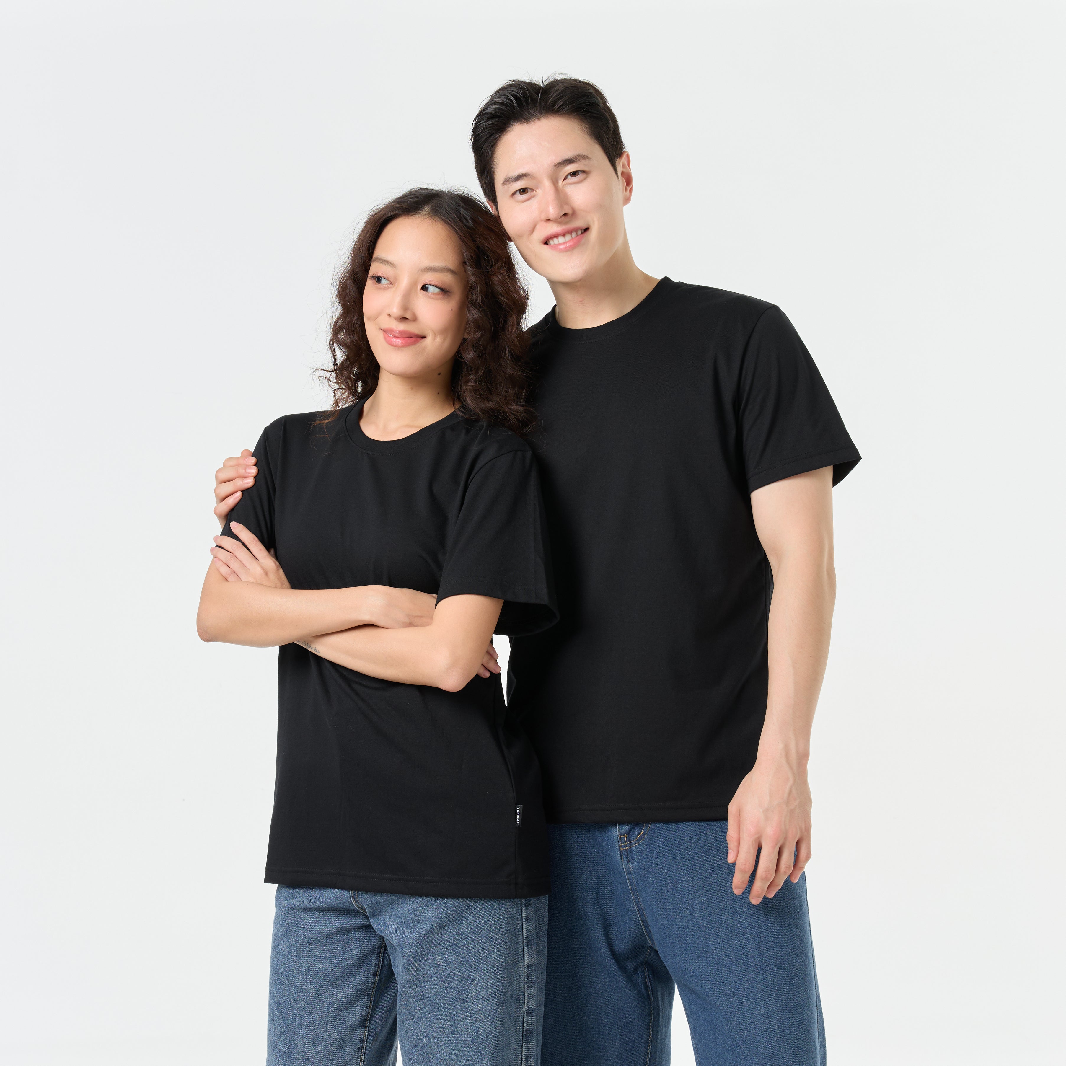 Ultrasoft Unisex Round Neck_Black