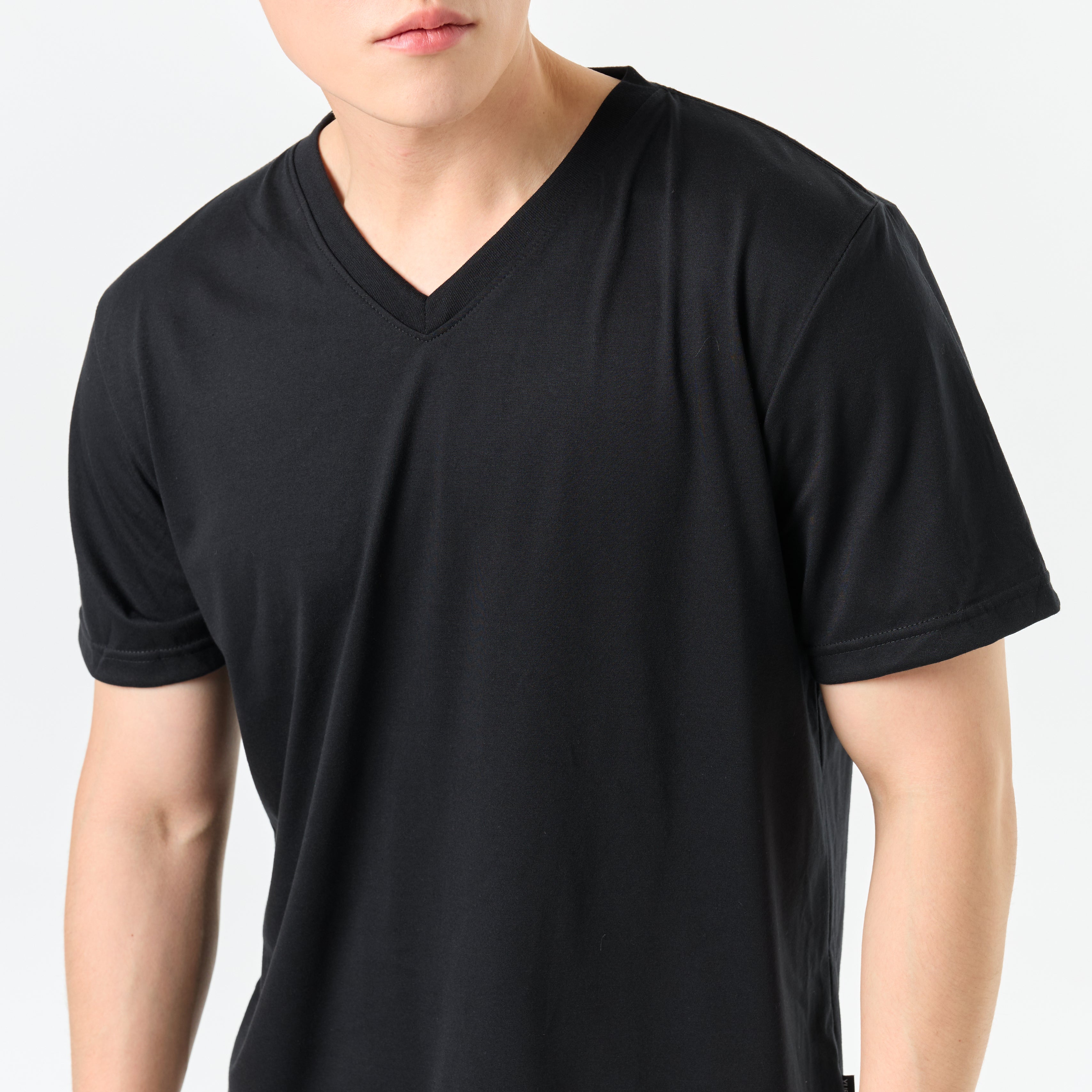 Ultrasoft Unisex V Neck_Black