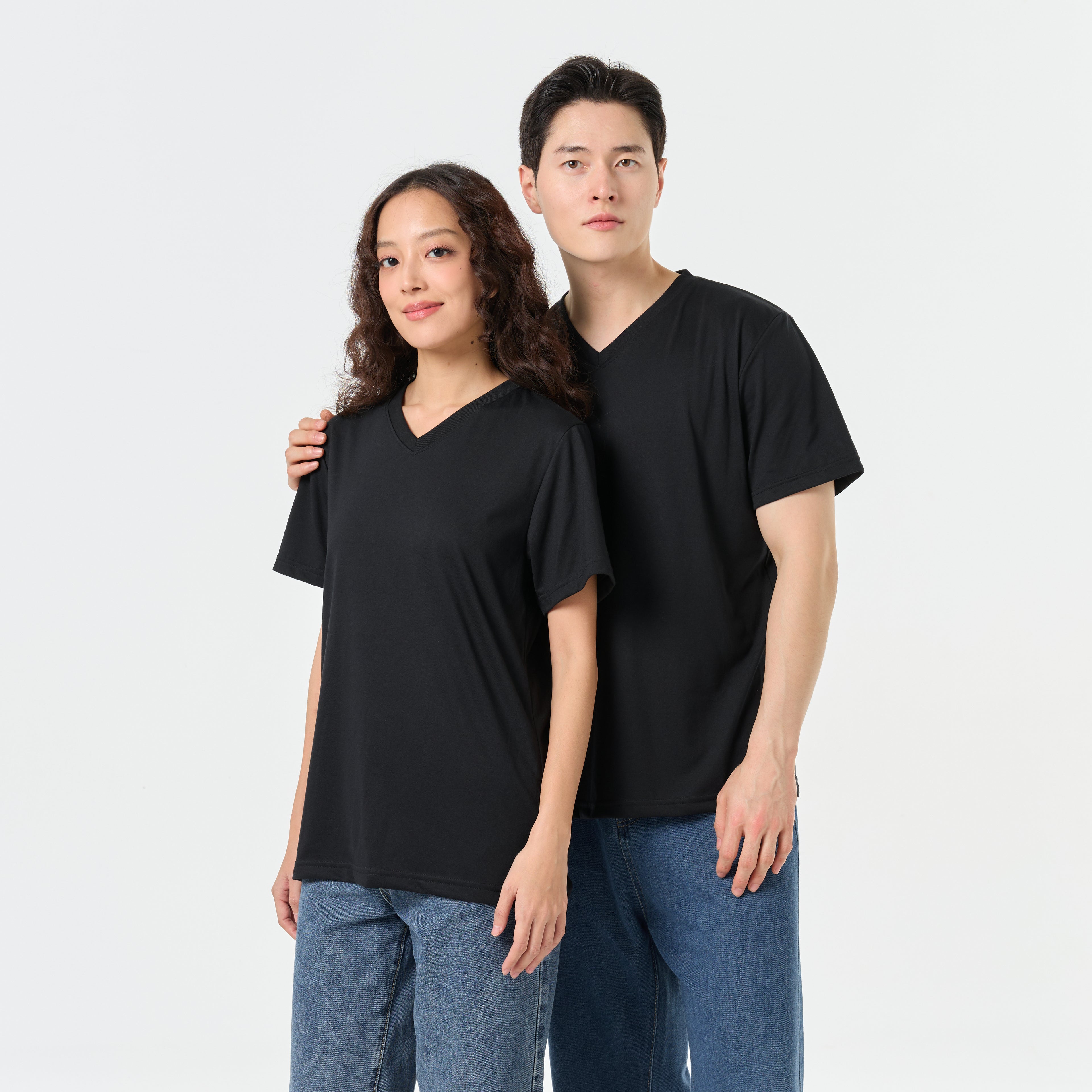 Ultrasoft Unisex V Neck_Black