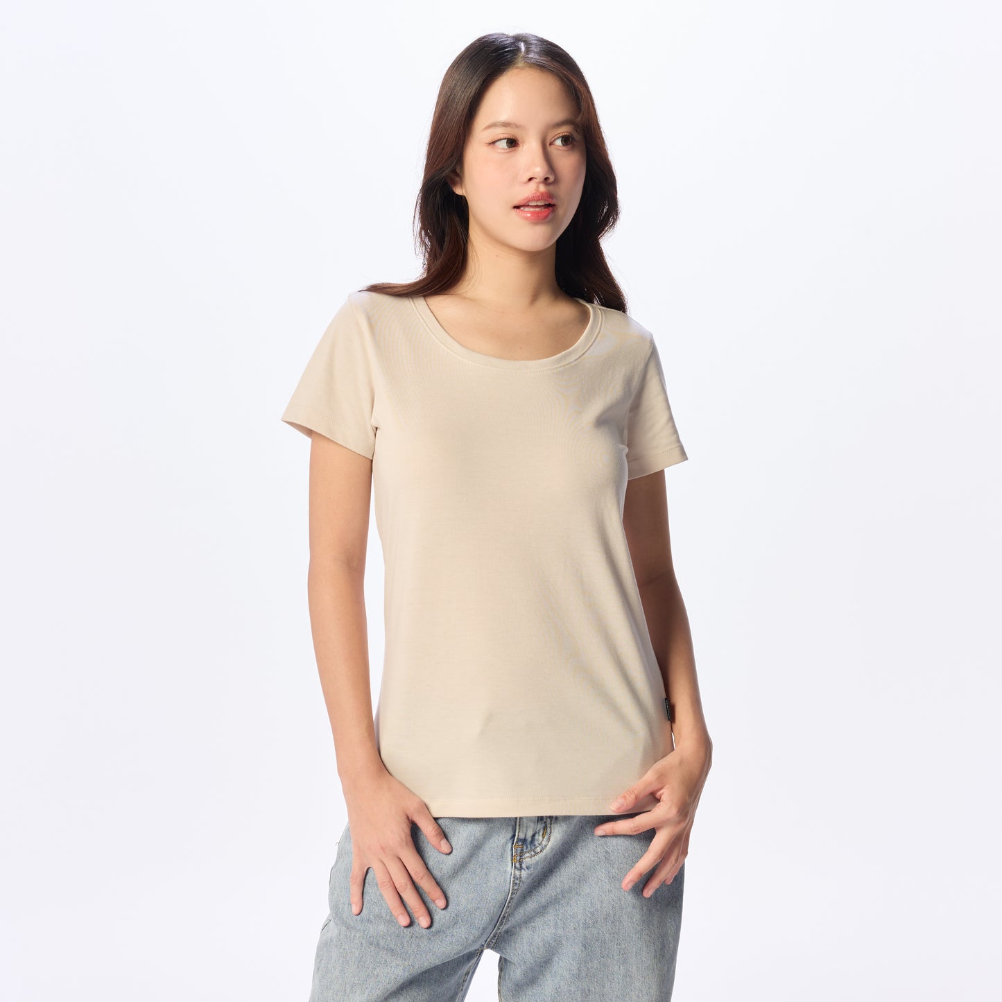 Ultrasoft Woman Round Neck_Creamy