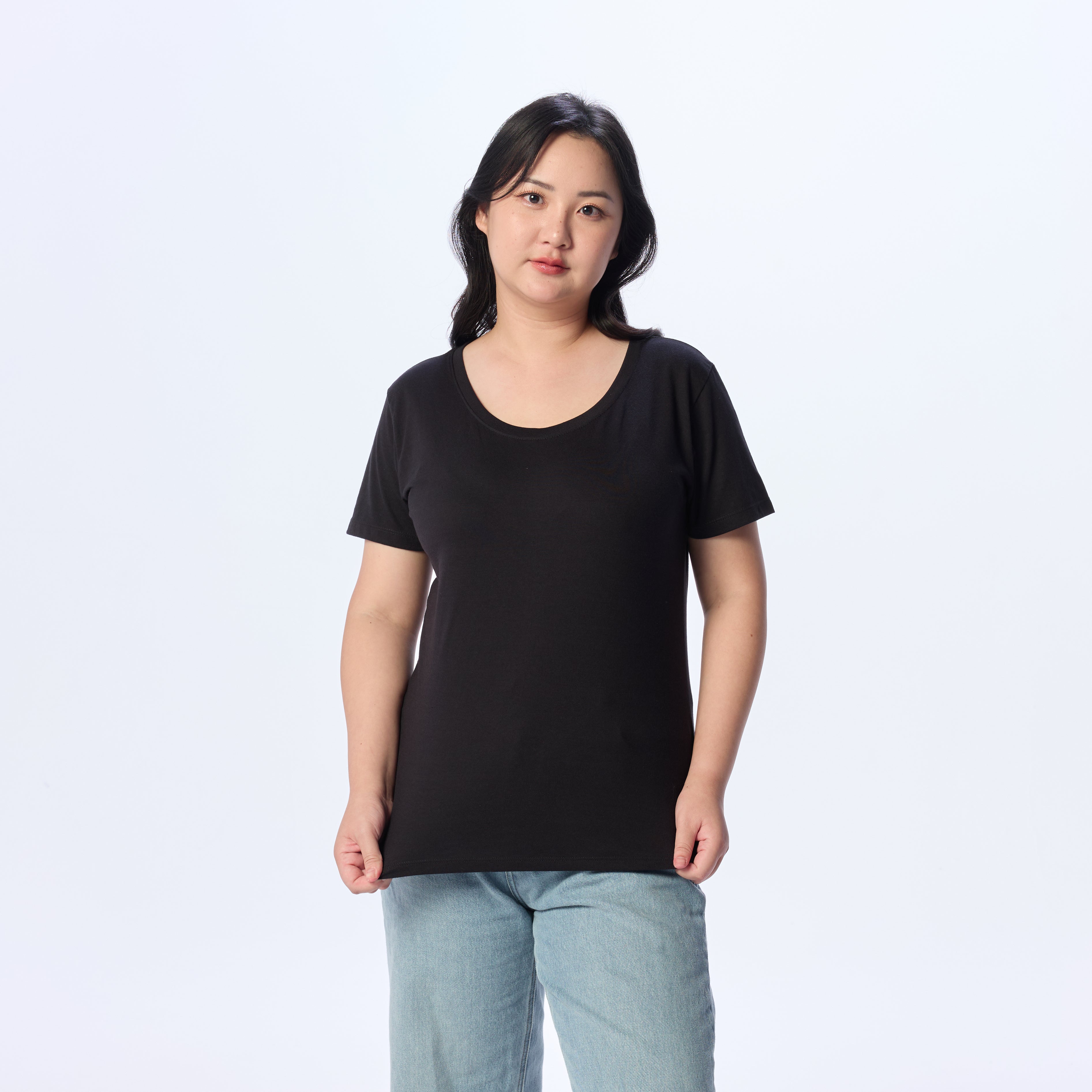 Ultrasoft Woman Round Neck_Black