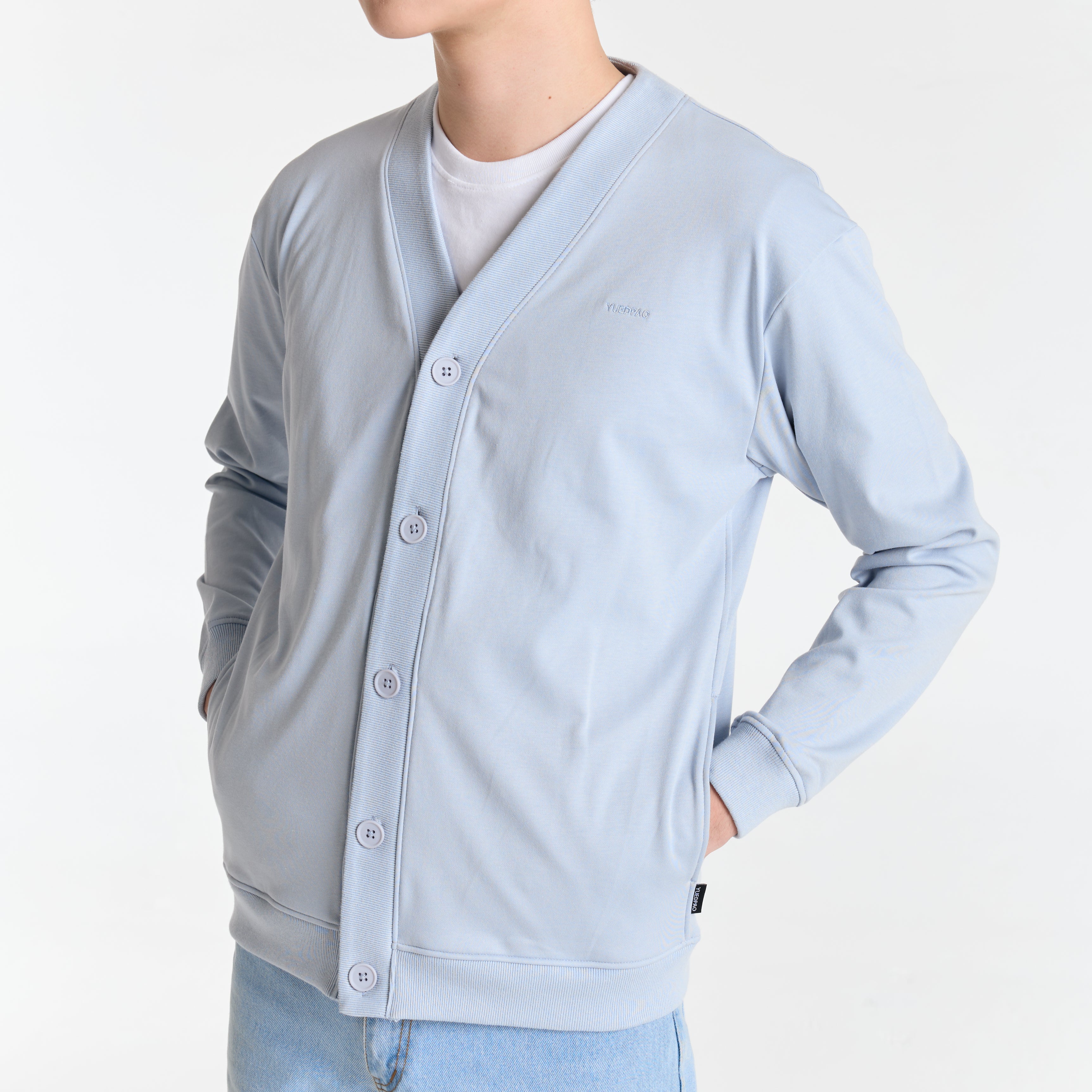 Cardigan Yuedpao_Winter sky