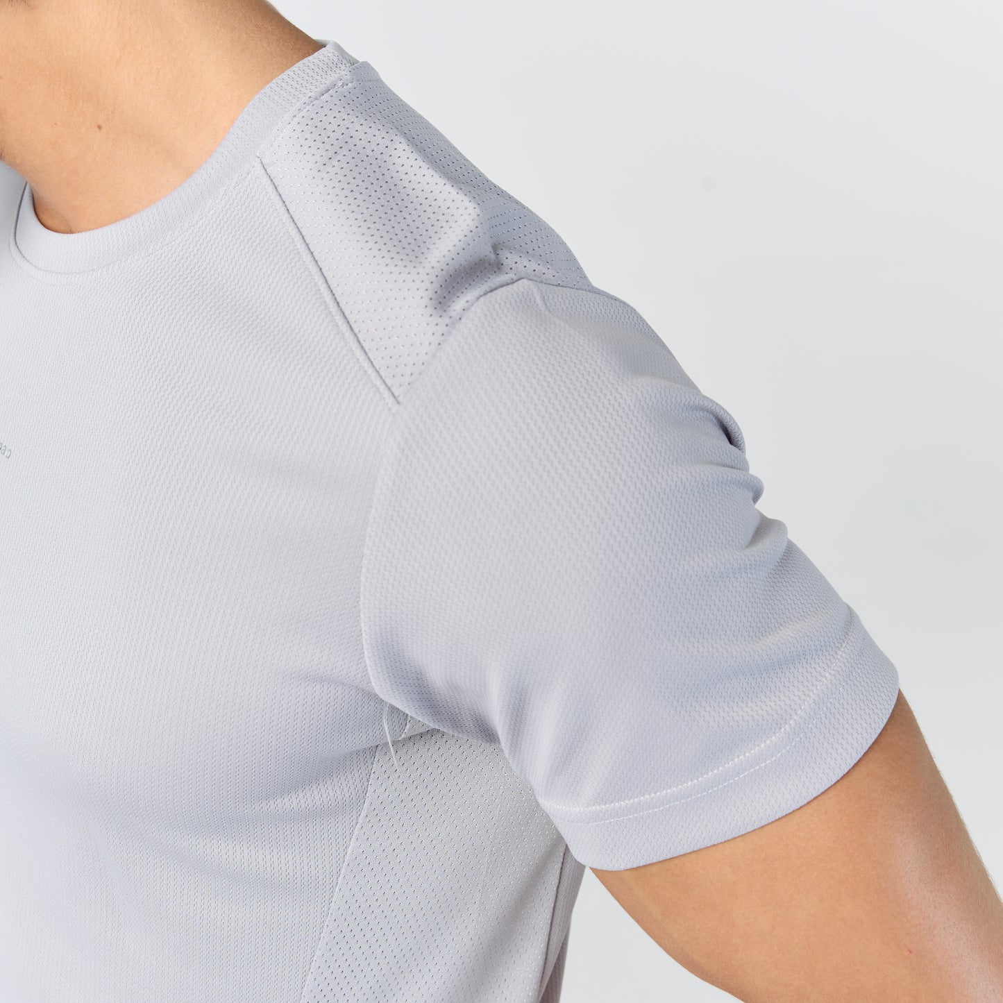 Ultra flow training shirt_Light Grey