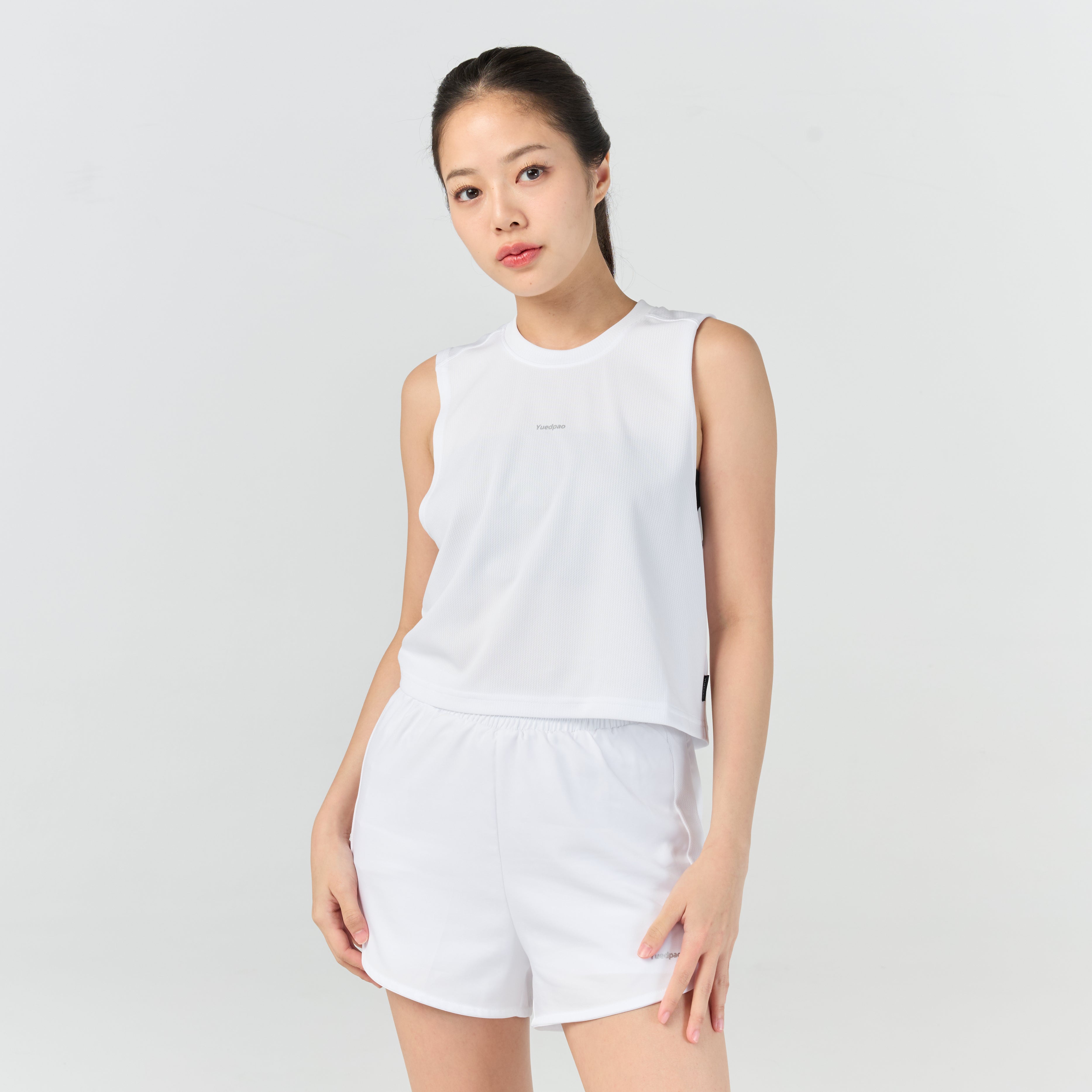 Ultra flow sleeveless crop sports_White