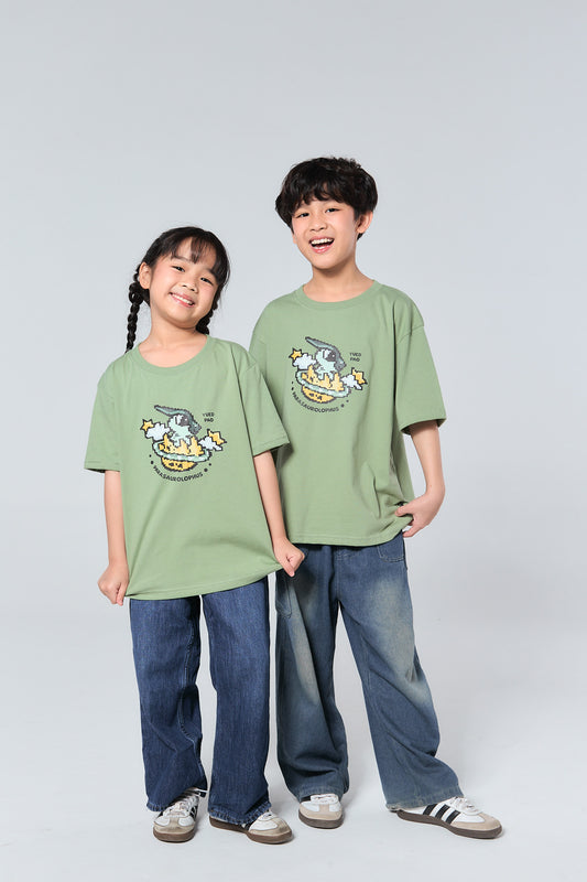Oversize Kids Dinosaur to the Galaxy_SATURN EAGG