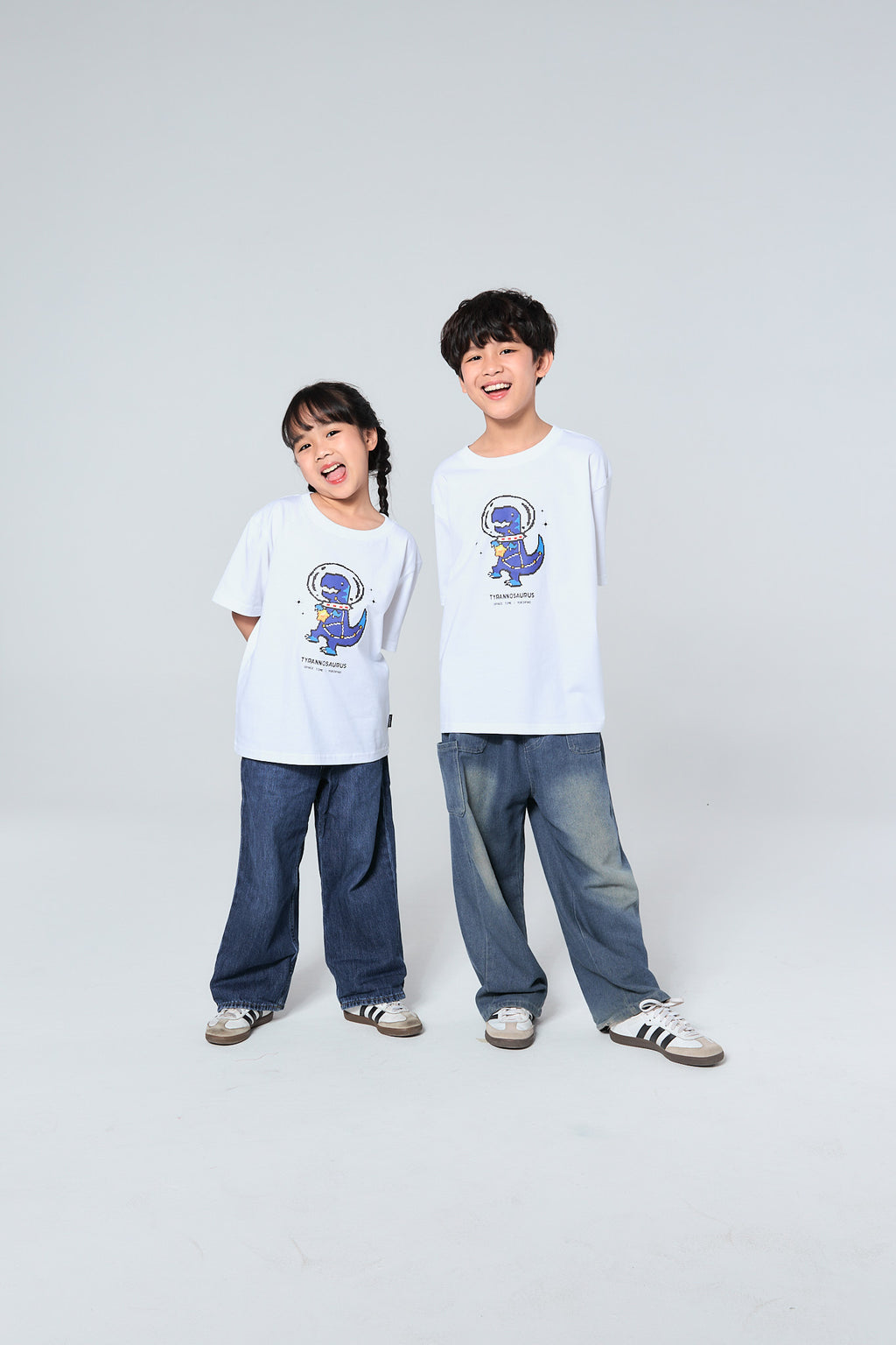 Oversize Kids Dinosaur to the Galaxy_TYRANNOS
