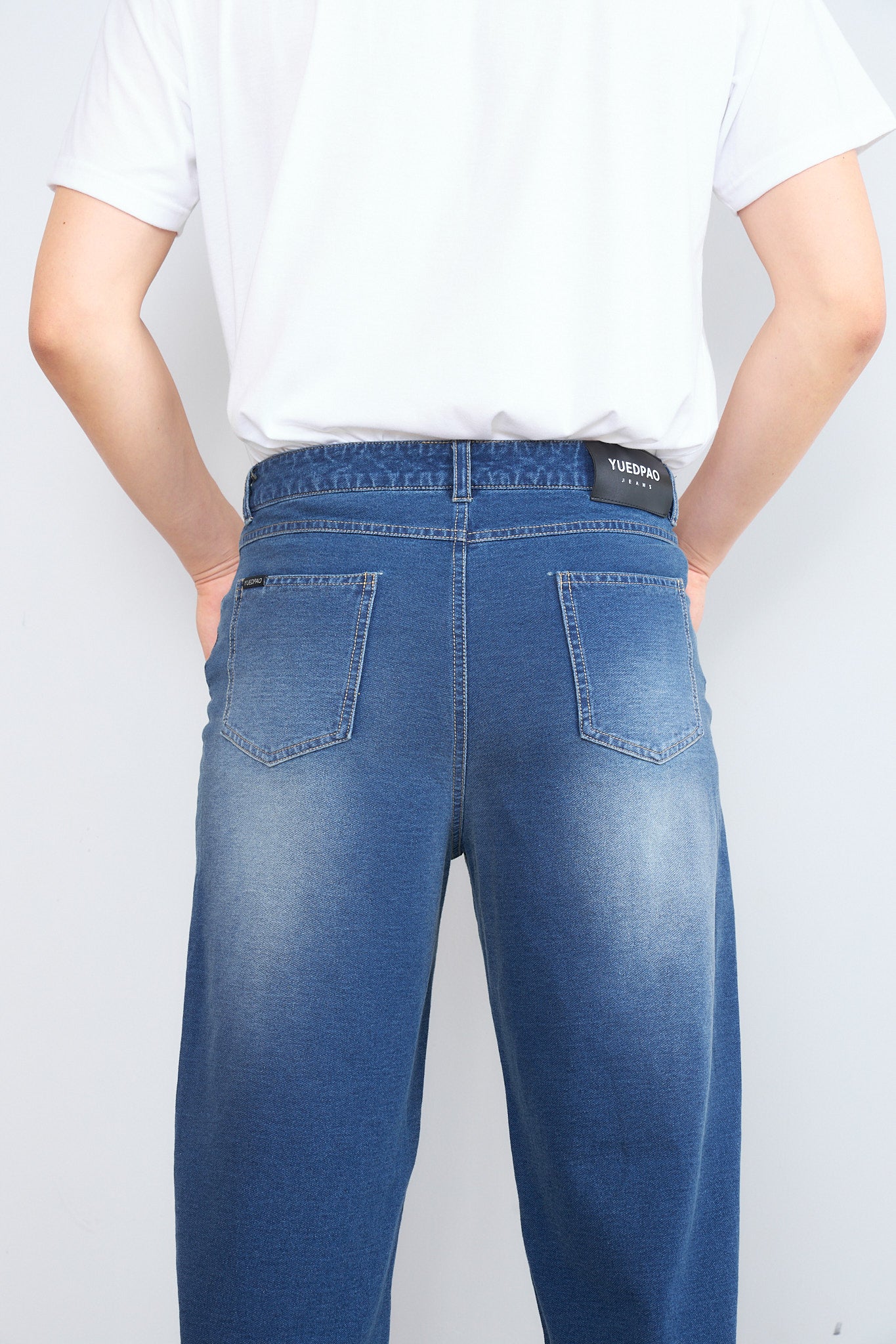 STRAIGHT LEG JEANS_DENIM