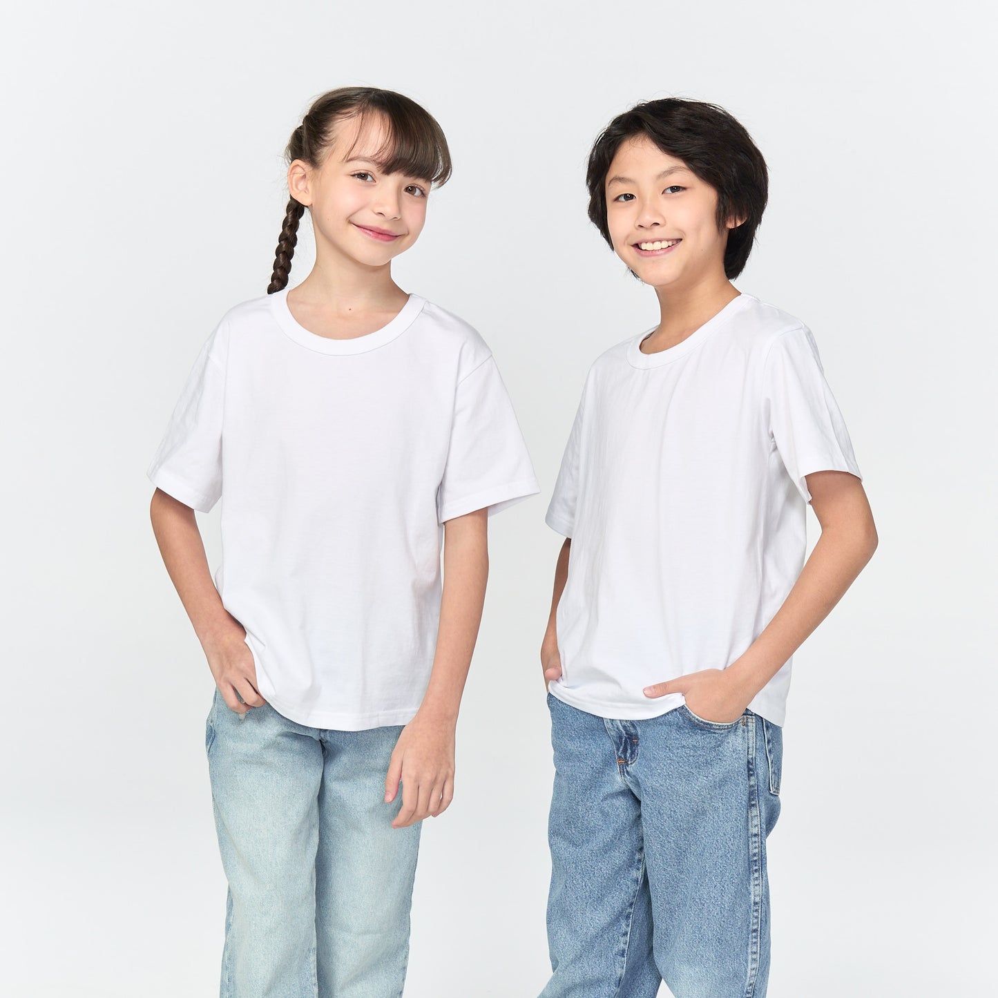 เสื้อยืดโอเวอร์ไซส์ Timeless สำหรับเด็ก_สี White